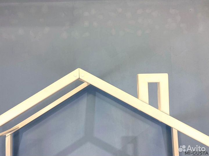 Детская кровать из массива