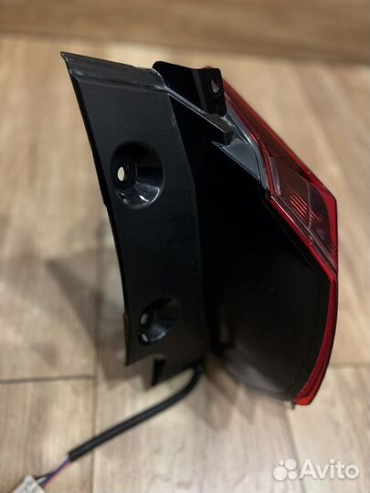 Фонарь задний правый X trail t 32