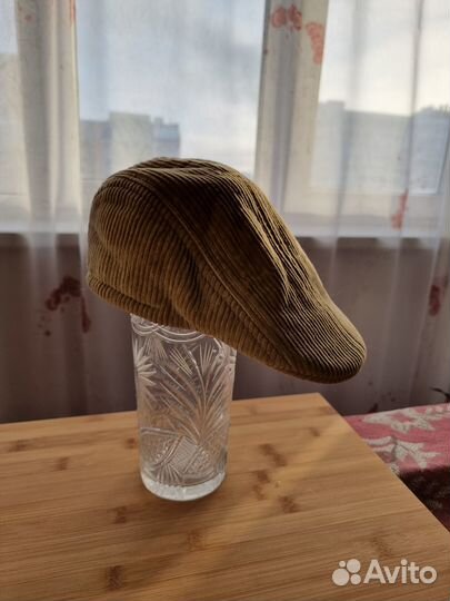 Вельветовая кепка