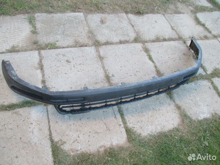 Накладка переднего бампера Toyota Highlander 3