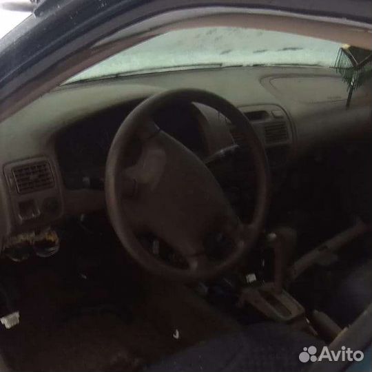 Разбирается Тойота Королла 1999г.в. Двигатель 1.8