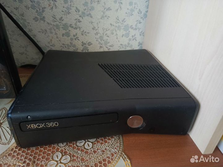 Xbox 360 slim + Kinect+гитара+барабаны