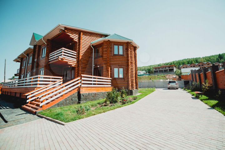 Гостиница, 561 м²