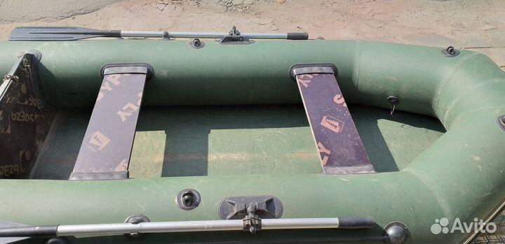 Резиновая лодка с мотором