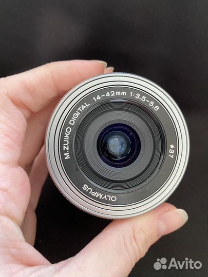 Фотоаппарат Olympus Pen E-PL8 Kit полный комплект