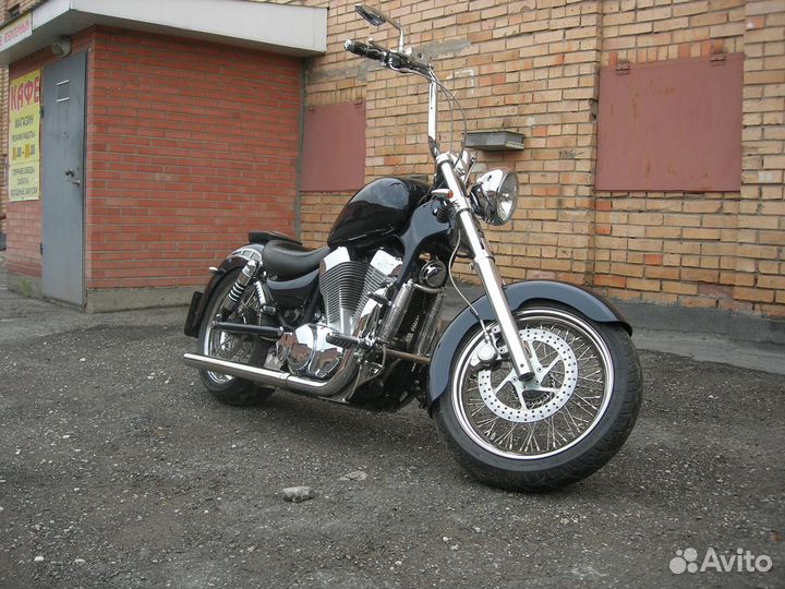 Suzuki Intruder VS 1400
