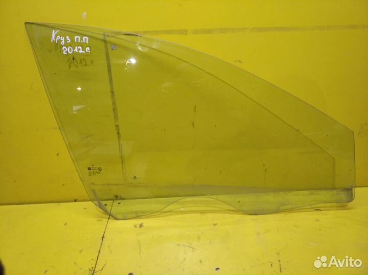 Стекло передней правой двери Chevrolet Cruze