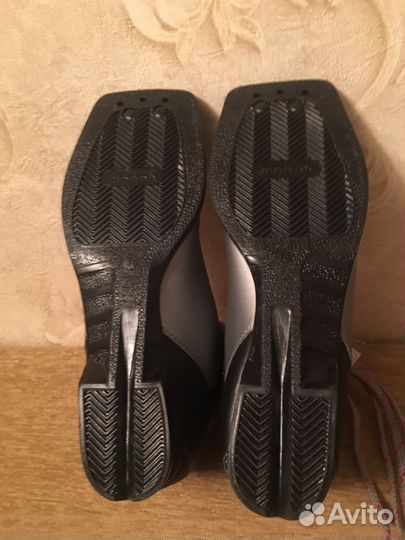 Ботинки лыжные новые