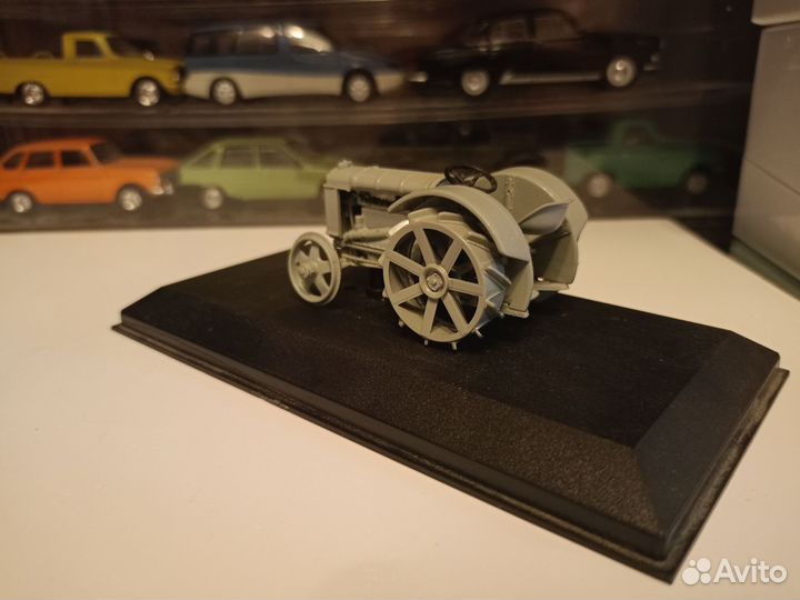 Модель Трактора Фордзон-Путиловец