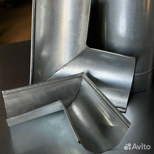 Желоб водосточный новый