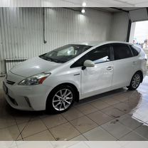 Toyota Prius V 1.8 CVT, 2012, 144 000 км, с пробегом, цена 1 518 500 руб.