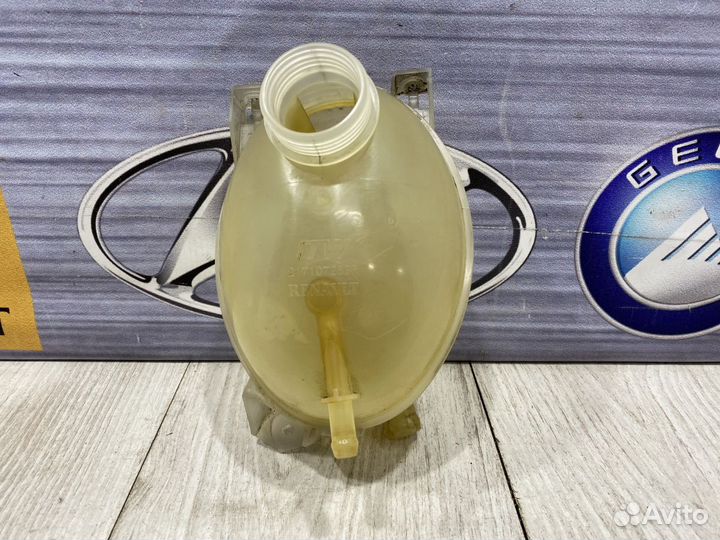 Бачок расширительный антифриза Renault duster