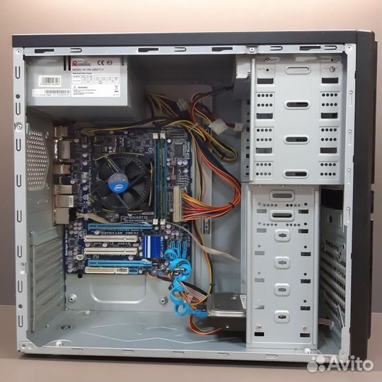 Intel Core i3 540 3.06GHz/4GB DDR3/500GB HDD