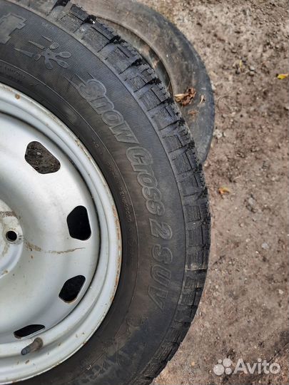 Продам зимнюю резину с дисками Кордиант 215/65R16