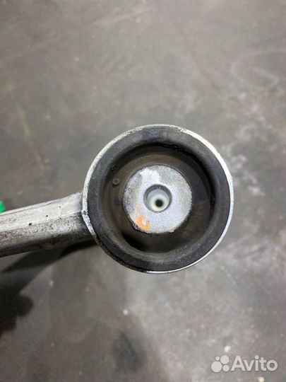 Рычаг передний правый Mercedes-Benz Ml-Class W164