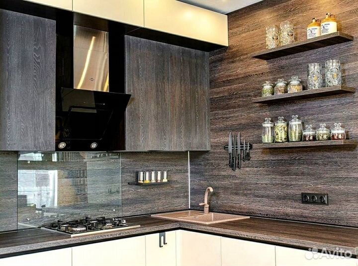 Угловой кухонный гарнитур современный