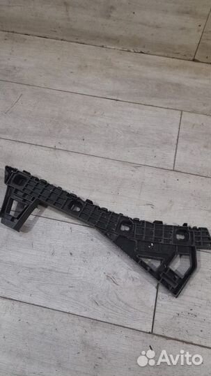 Кронштейн заднего бампера задний левый Kia Cerato