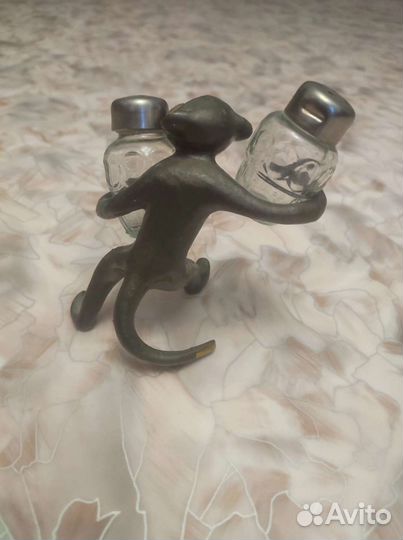 Обезьянка бронзовая / латунь СССР, солонка