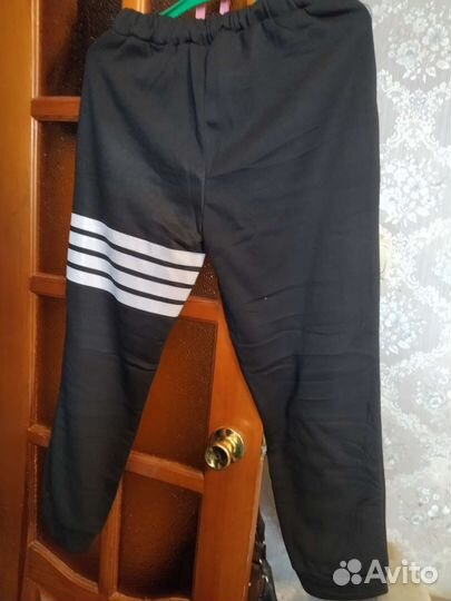 Спортивный костюм женский