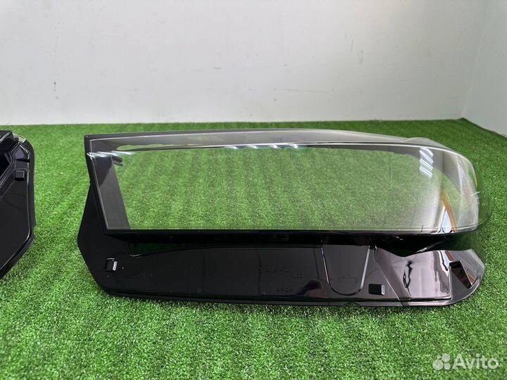 Стекло фары правое левое BMW G32 GT