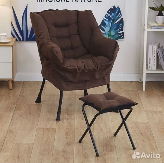 Кресло мягкое с подставкой для ног