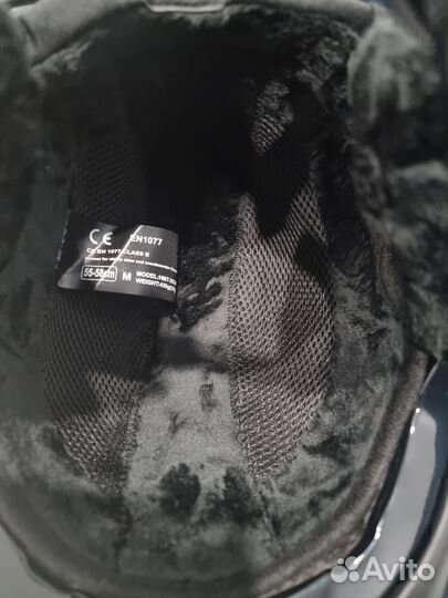 Горнолыжный шлем