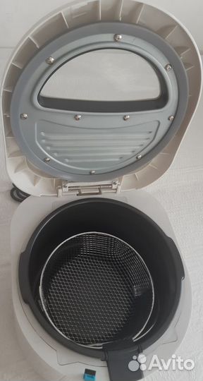 Фритюрница Vitek VT-1530