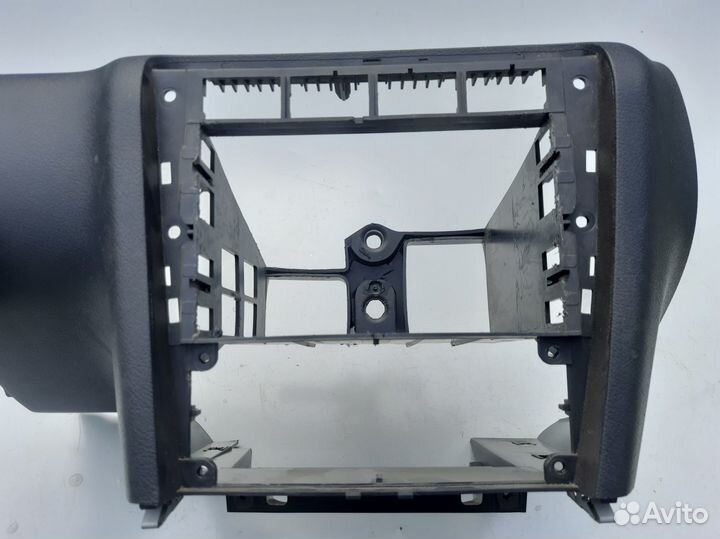 Центральная нижняя консоль Skoda Octavia A4 Tour