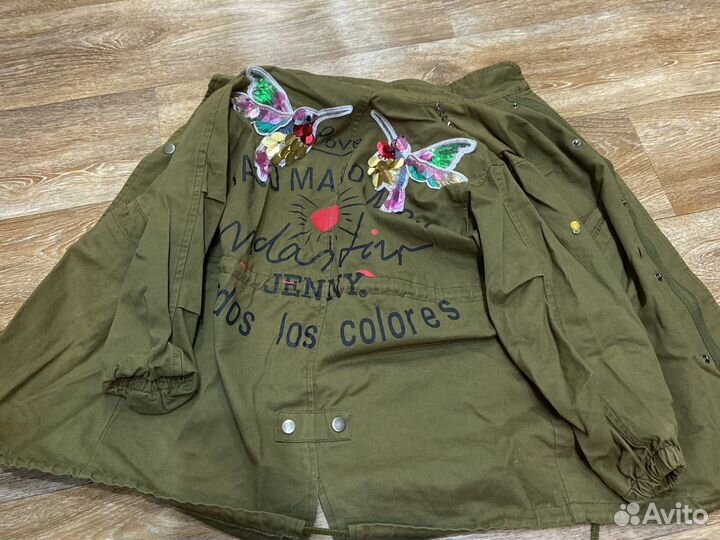 Ветровка для девочки