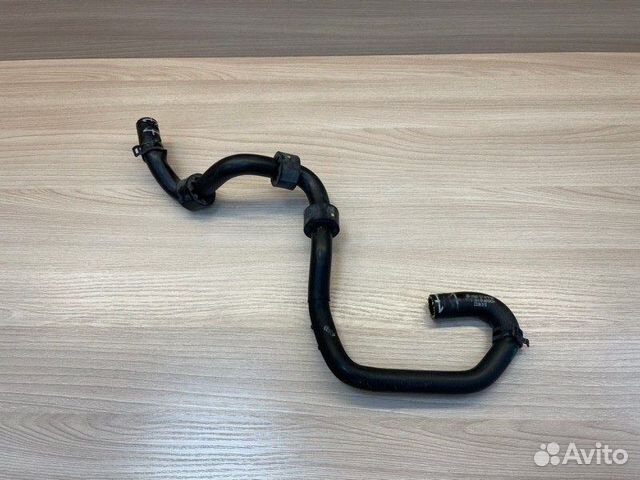 Патрубок радиатора Skoda Rapid