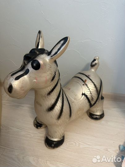 Надувной ослик