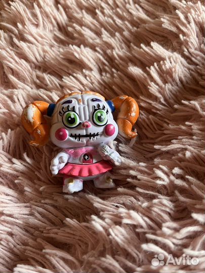 Фигурка из five night AT Freddy's