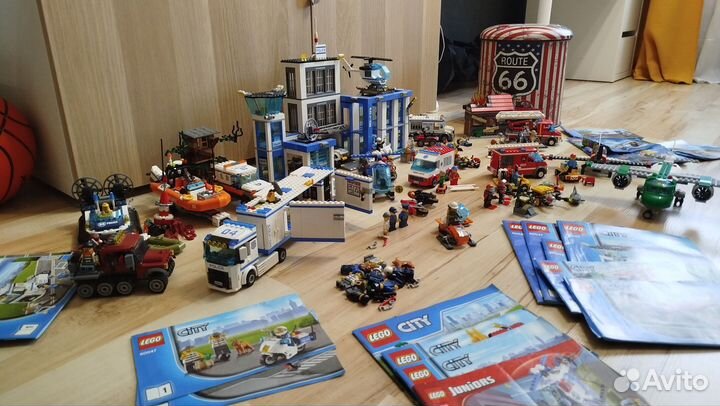 Много наборов Lego city (полиция, пожарные и др.)