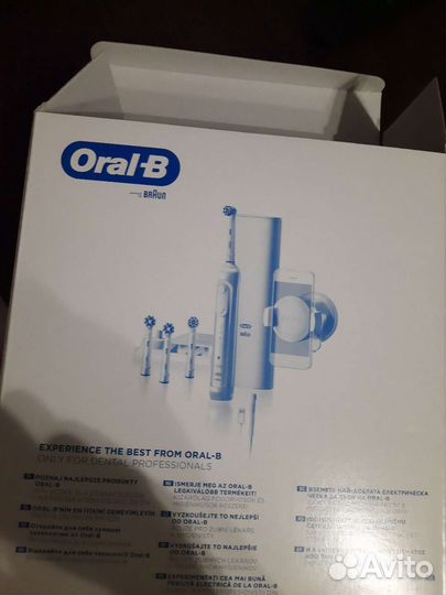 Электрическая зубная щётка Oral-B Genius 8000-9000