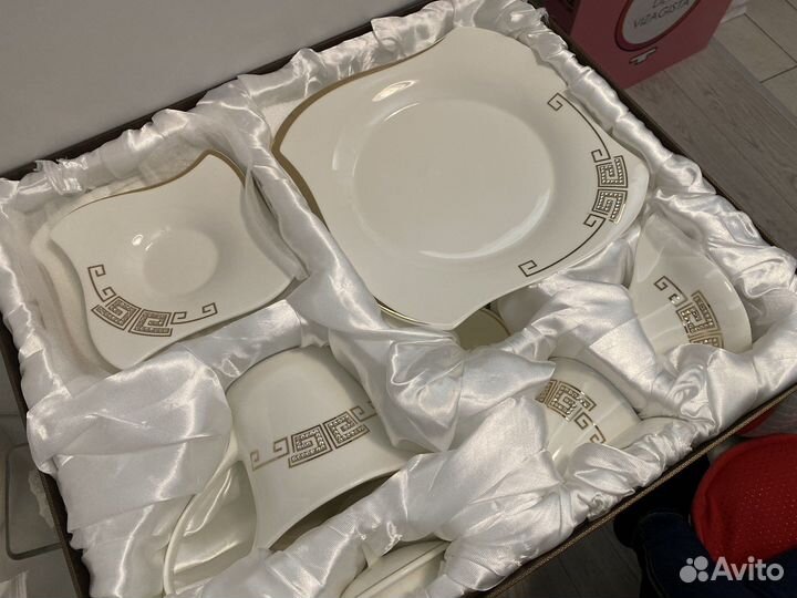 Чайный сервиз фарфор с тарелками