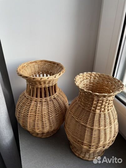 Вазы и корзинки плетёные из лозы