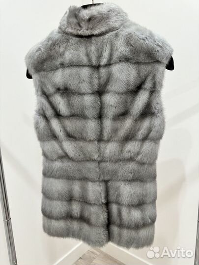 Жилетка норковая (голубая норка) S