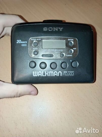 Кассетный плеер Sony Walkman WM-FX21
