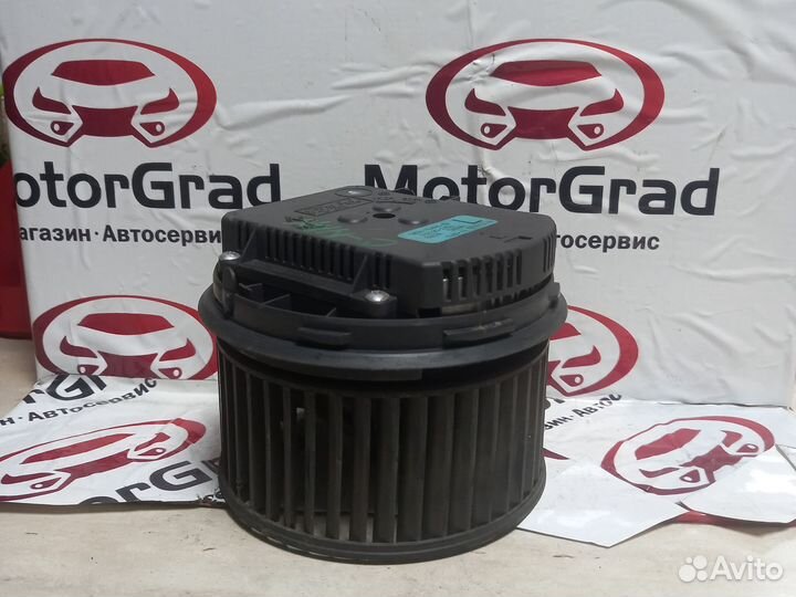 Моторчик отопителя Ford C-MAX