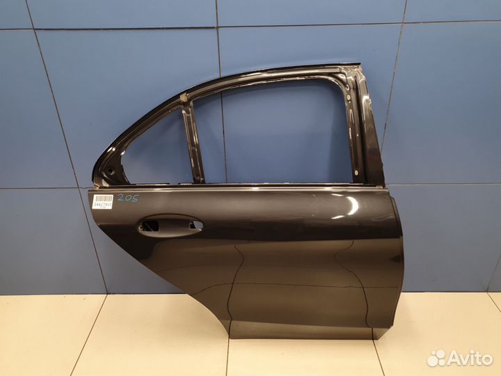 Дверь правая задняя Mercedes C-klasse W205 2014