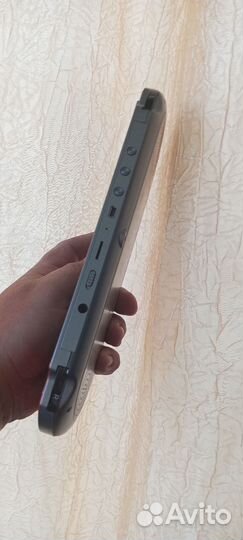 Портативная игровая приставка