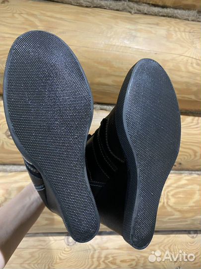 Ботильоны Chloe 38 р