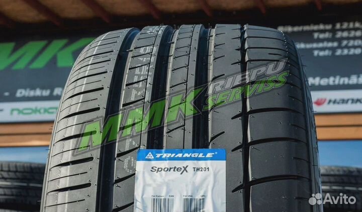 Triangle TH201 275/40 R22 107Y