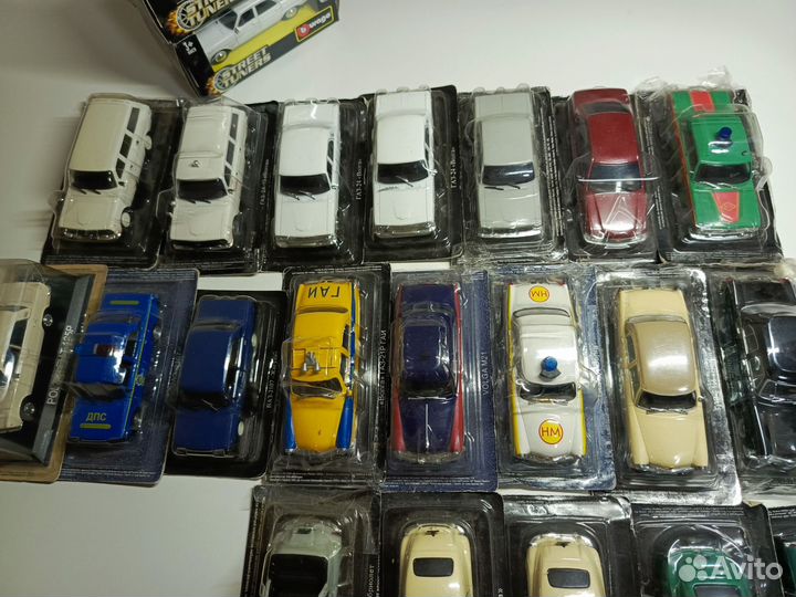 Автолегенды СССР Волга 1:43 одним лотом