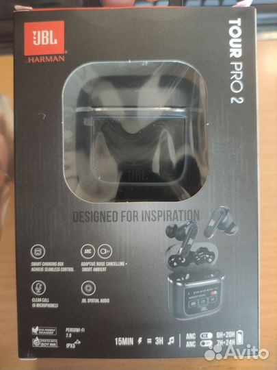 Наушники с экраном