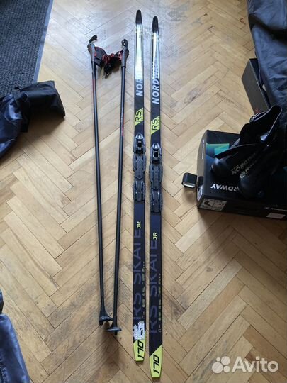 Беговые лыжи, ботинки, палки, детские рост 170