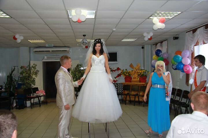 Проведение свадеб,юбилеев,корпоративов