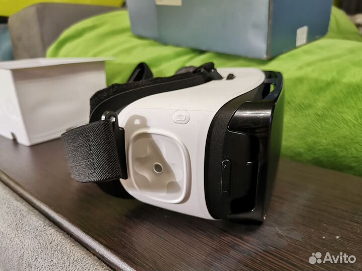 Виар очки Samsung Gear VR
