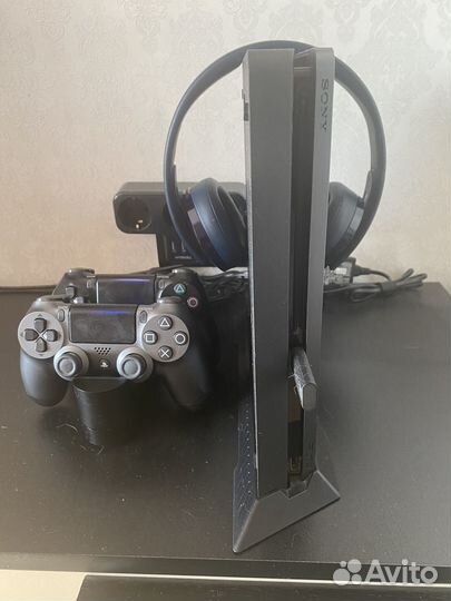 Sony PlayStation 4 slim 1TB