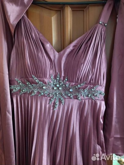Вечернее платье